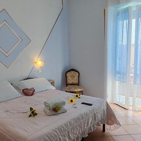 Elisart 2 Bed & Breakfast Alghero Dış mekan fotoğraf